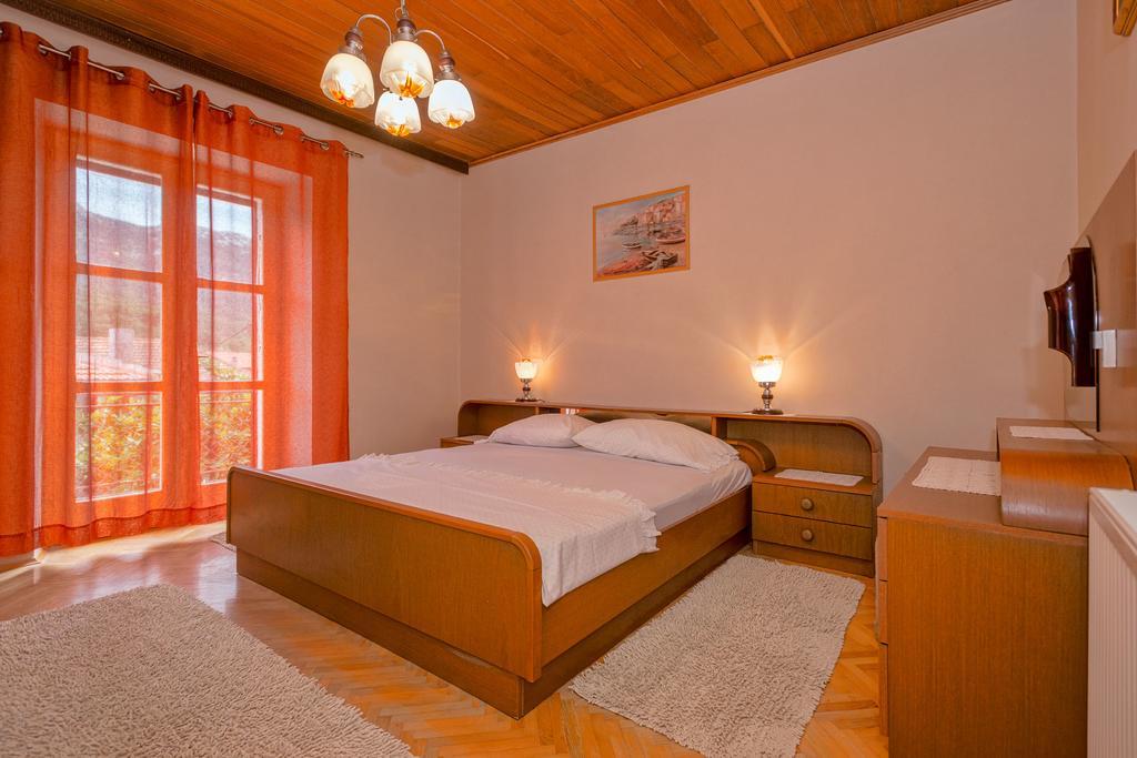 Holiday Home Leonida Jelsa Kültér fotó